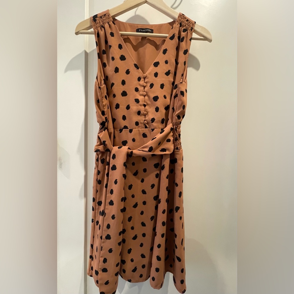 41 Hawthorn Tan Sleeveless Dress with Black Dots